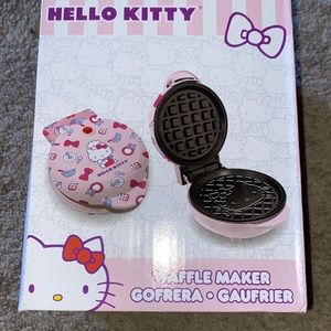 Hello kitty waffle maker